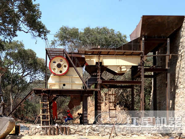 韶關(guān)鄂式碎石機客戶生產(chǎn)現(xiàn)場圖 韶關(guān)鄂式碎石機客戶生產(chǎn)現(xiàn)場圖