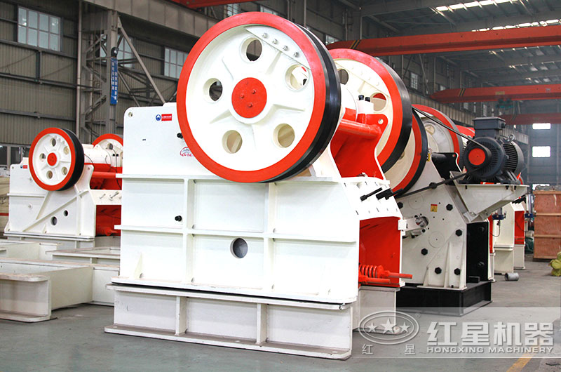 顎式粉碎機設備圖片 顎式粉碎機設備圖片