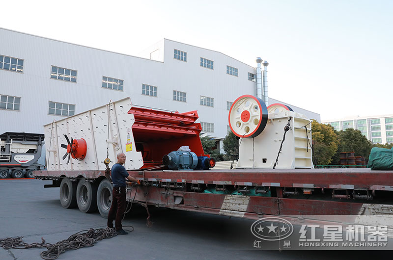 300×1300細顎破設備發貨 300×1300細顎破設備發貨