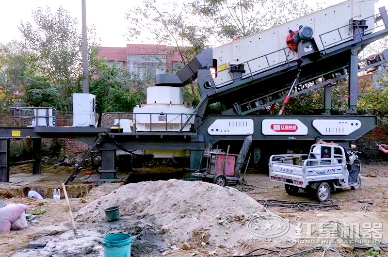 移動(dòng)式制砂機(jī) 移動(dòng)式制砂機(jī)