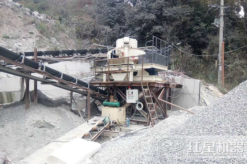 石子破碎加工現(xiàn)場(chǎng)實(shí)拍 石子破碎加工現(xiàn)場(chǎng)實(shí)拍